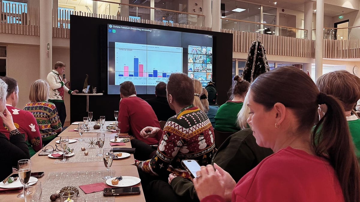 En stillbild från när Paf presenterar sina donationer.