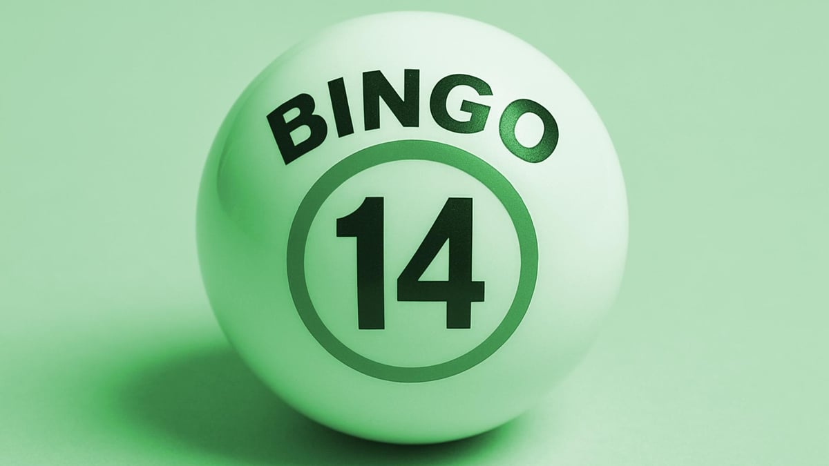 En bingoboll med nummer 14.